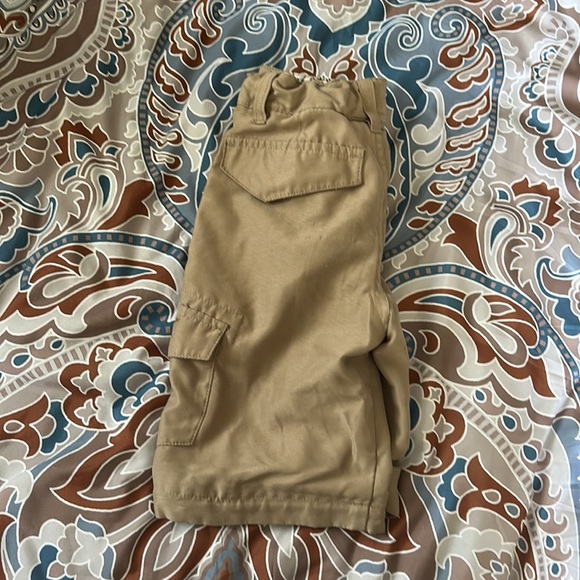 Tony hawk size 5 cargo shorts - Picture 2 of 4